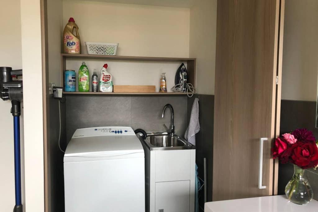 The Snug Premium 1Br Self Contained Apartment Free Netflix Korumburra Esterno foto